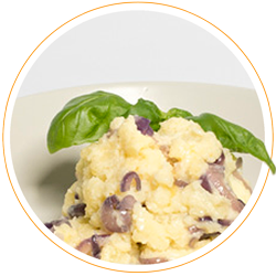 Kartoffelstampf mit roter Zwiebel